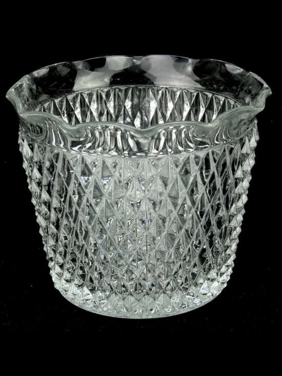Indiana Glass Other - ✨ Vintage Indiana Glass Diamond Point Glass Ice Bucket